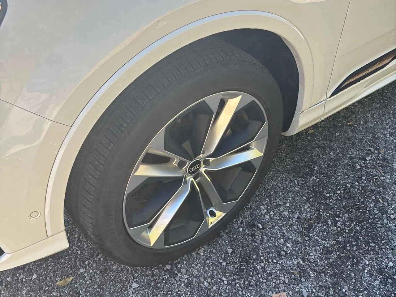 Audi Q7 * Progressiv * CARFAX * ����� �� ����������� | Mobile.bg � ����������� 7