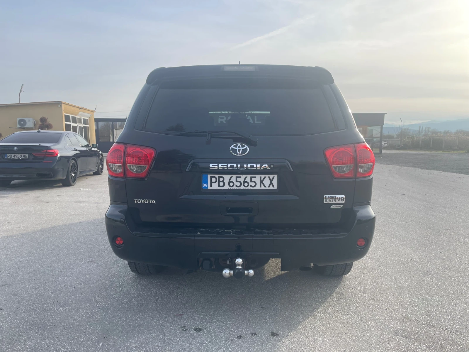 Toyota Sequoia, снимка 3 - Автомобили и джипове - 56595021