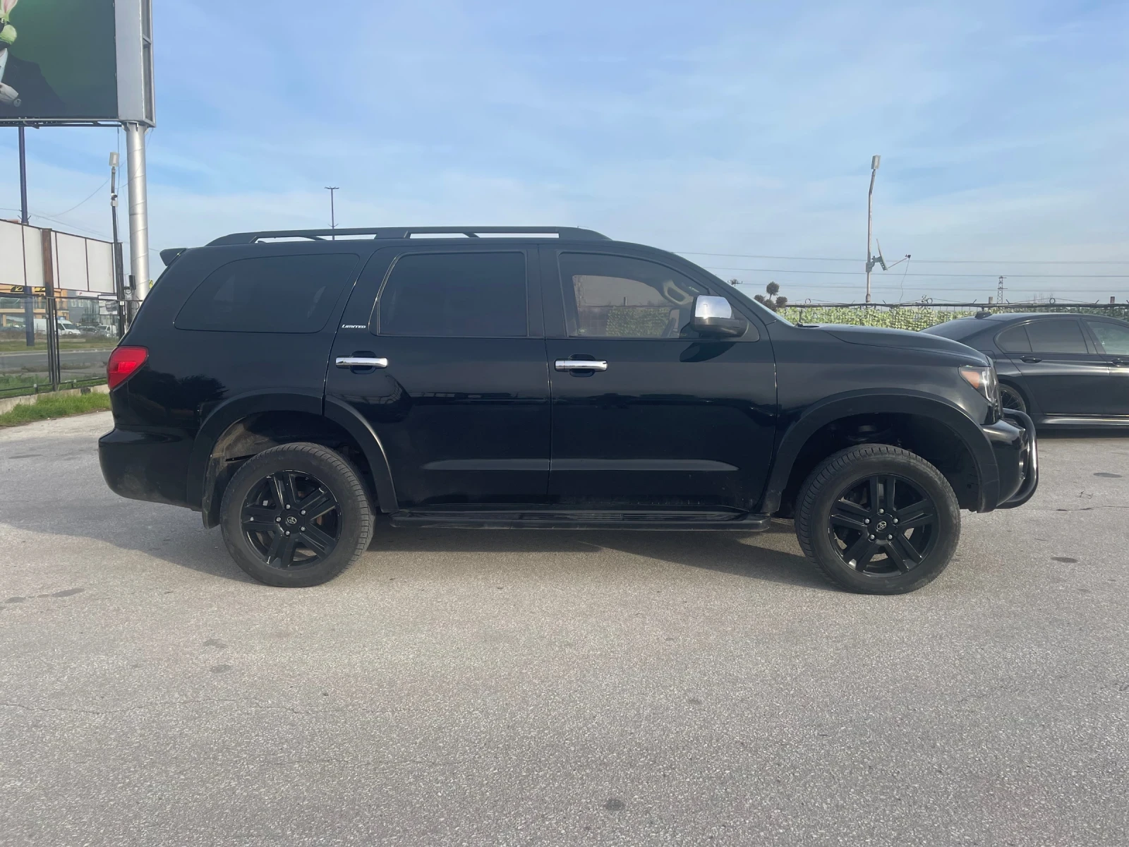 Toyota Sequoia, снимка 2 - Автомобили и джипове - 56595021