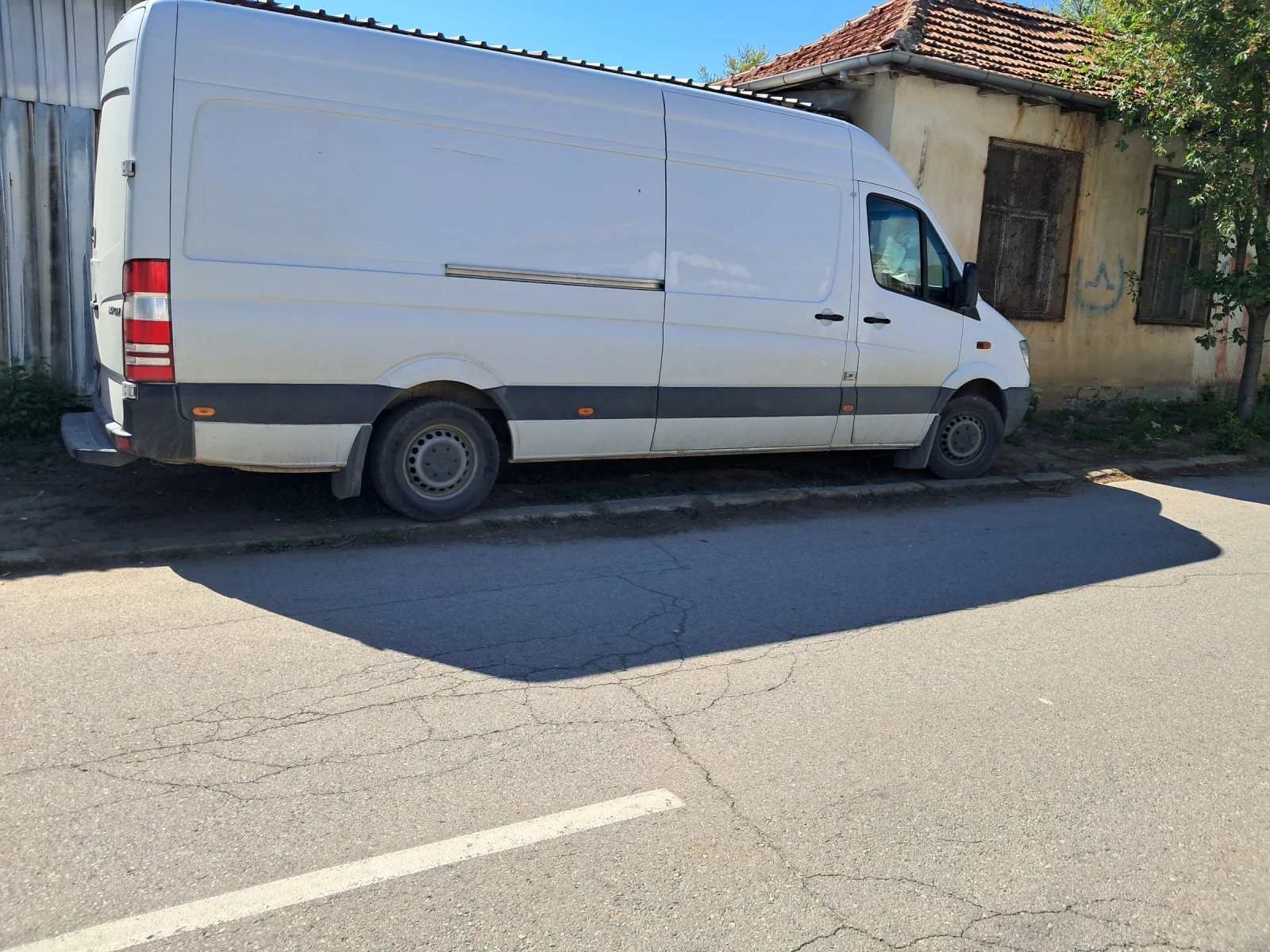 Mercedes-Benz Sprinter 313 2.3 - изображение 3