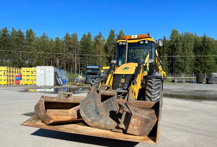 Багер JCB 4CX, снимка 2 - Индустриална техника - 55322489
