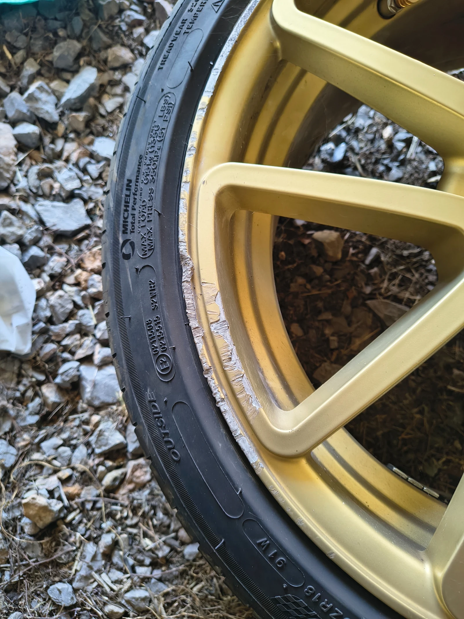 Гуми с джанти Michelin 225/45R18, снимка 5 - Гуми и джанти - 54011849