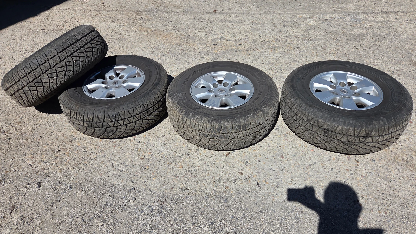 Гуми с джанти Michelin 255/70R15, снимка 10 - Гуми и джанти - 54942314