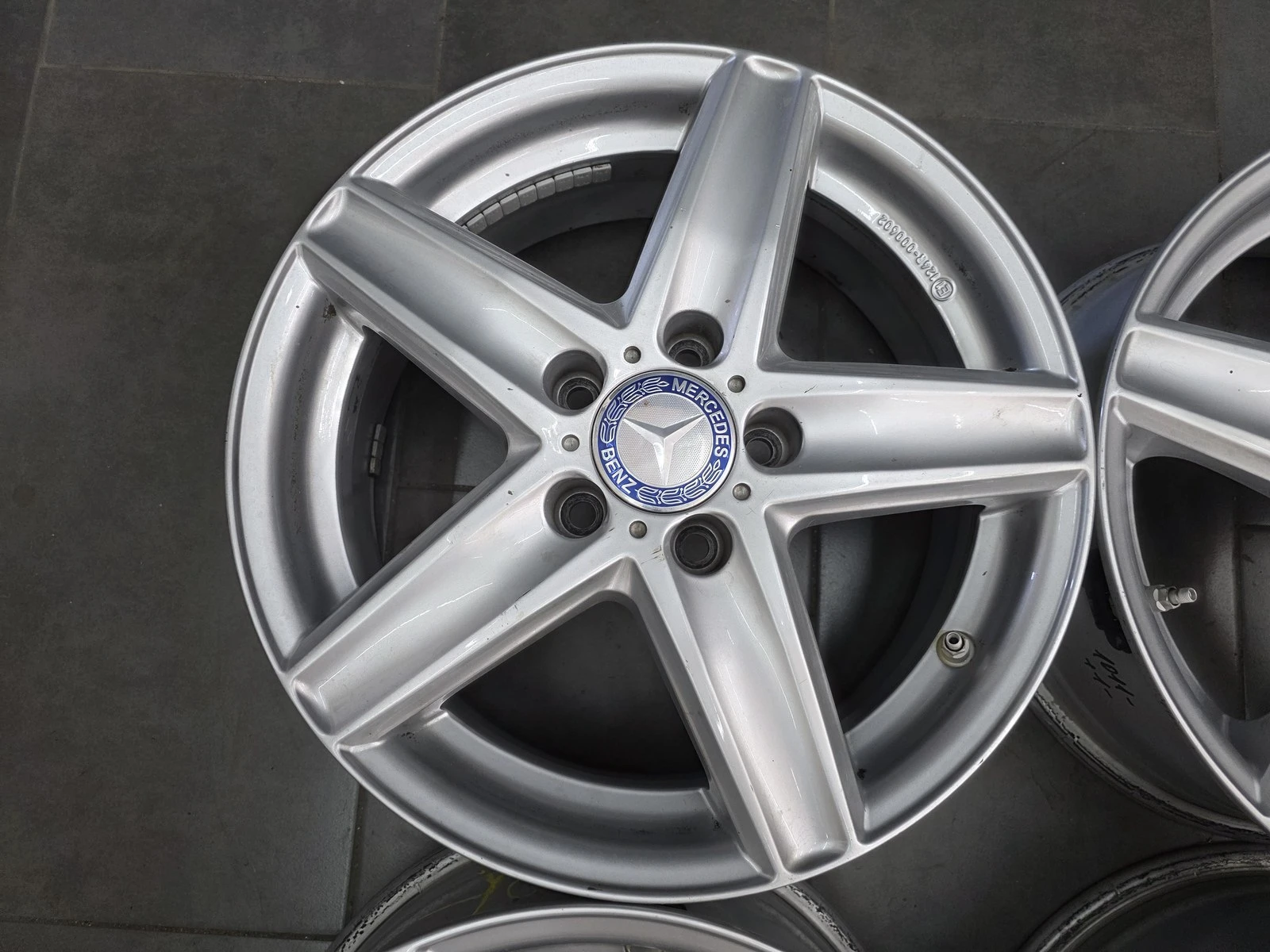 Джанти за Mercedes-Benz, снимка 5 - Гуми и джанти - 56723806