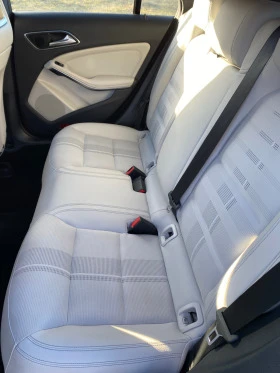 Mercedes-Benz CLA 200 Shooting Brake, Бял салон, амбилайт, нов внос Швей, снимка 10