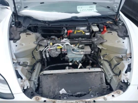 Tesla Model 3 Long Range/Mid Range/Standard Range/Standard Range, снимка 10