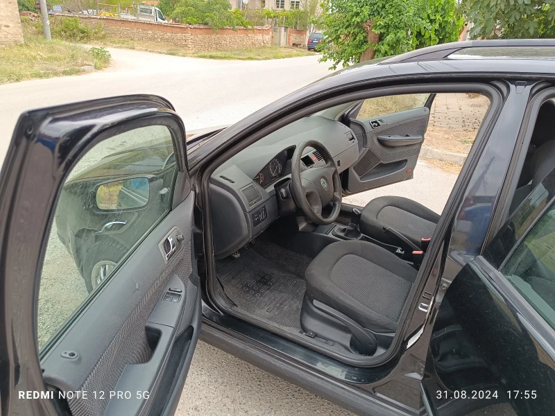 Skoda Fabia 1.9 SDI, снимка 12 - Автомобили и джипове - 47346427