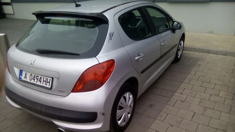 Peugeot 207 1.4, снимка 3 - Автомобили и джипове - 47386935