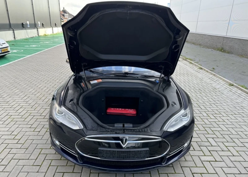 Tesla Model S S 85 2014 Free Charge Panorama, снимка 14 - Автомобили и джипове - 49111541