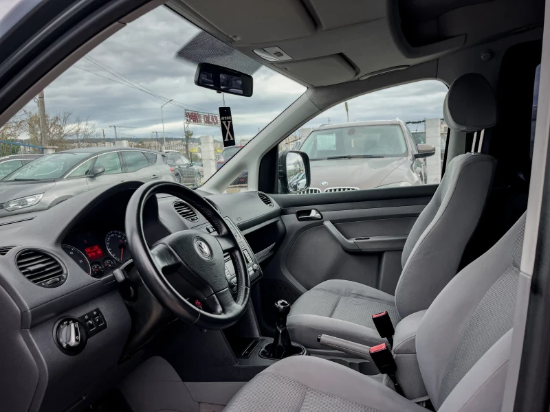 VW Caddy 1.9 TDI - 102k.c., снимка 7 - Автомобили и джипове - 52052361