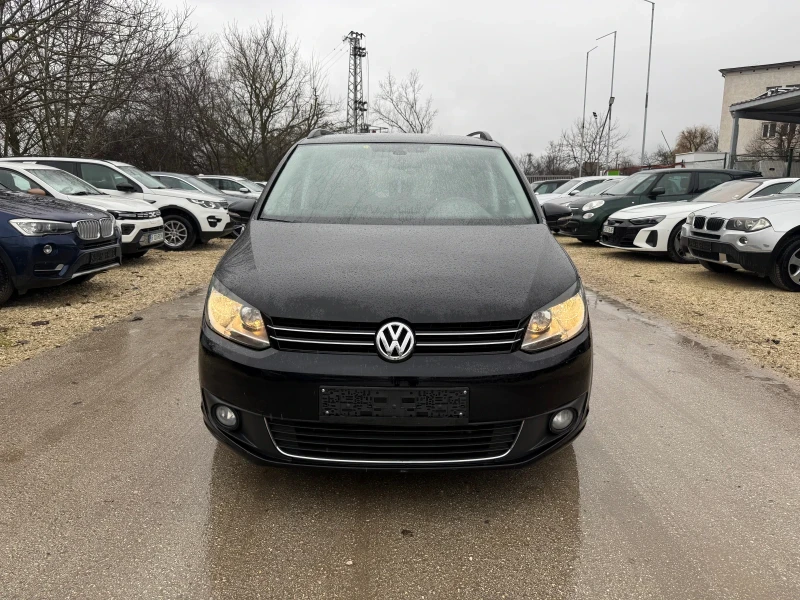 VW Touran 1.6TDI - 105к.с. - 7 Места - 135 000КМ!, снимка 3 - Автомобили и джипове - 52890970