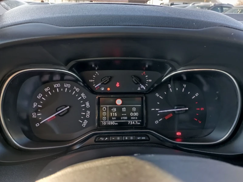 Citroen Berlingo 1.5, 102 кс.Евро 6, Като нов , снимка 12 - Автомобили и джипове - 52912926