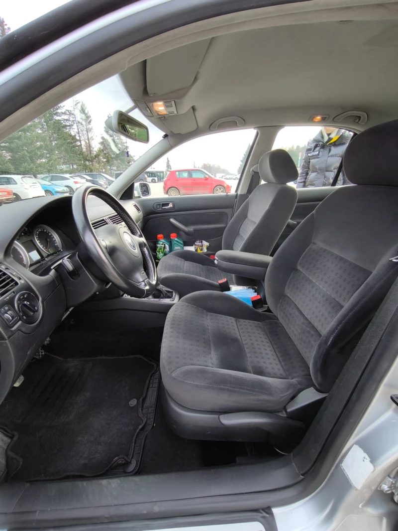 VW Bora, снимка 16 - Автомобили и джипове - 53099202