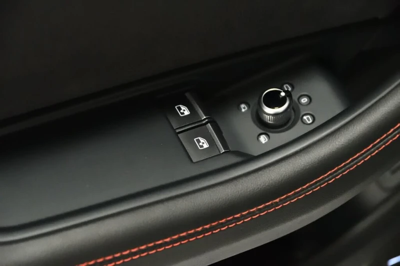 Audi Rs5 quattro* АвтоКредит* (ЦЕНА ДО БГ), снимка 13 - Автомобили и джипове - 53576450