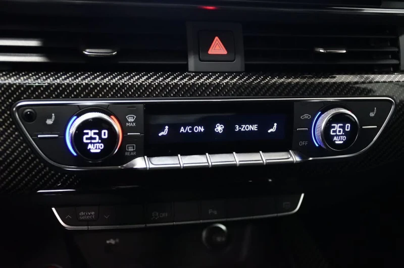 Audi Rs5 quattro* АвтоКредит* (ЦЕНА ДО БГ), снимка 11 - Автомобили и джипове - 53576450