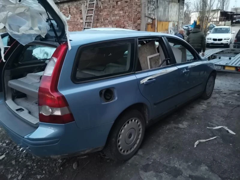 Volvo V50 2.0d, снимка 5 - Автомобили и джипове - 48308393