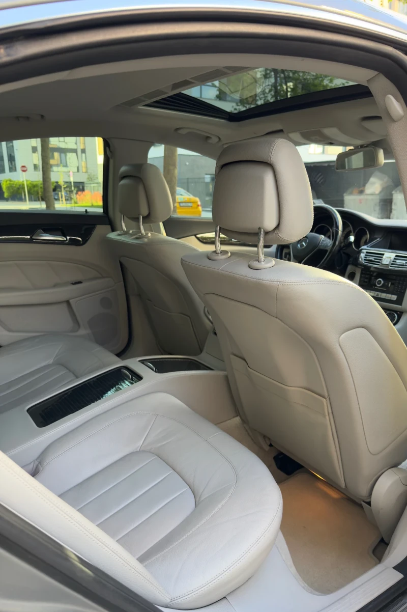 Mercedes-Benz CLS 350 3.5 CDI - 27000 лв. - 17874364 | Car24.bg