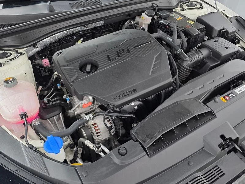 Kia K5 2.0 Automatic, снимка 17 - Автомобили и джипове - 55585983