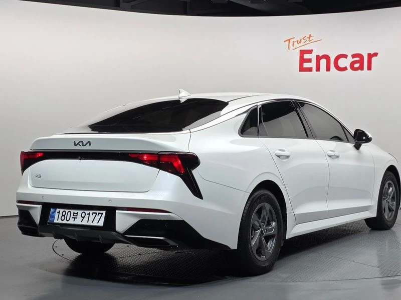 Kia K5 2.0 Automatic, снимка 3 - Автомобили и джипове - 55585983