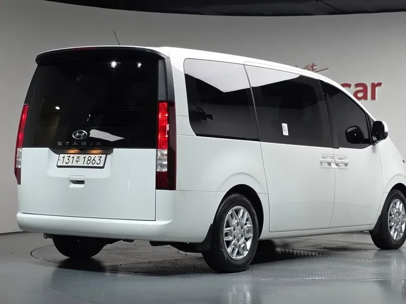 Hyundai Staria 9-SEAT 3.5�������� ���* ���������* �������* �����A | Mobile.bg � ����������� 2