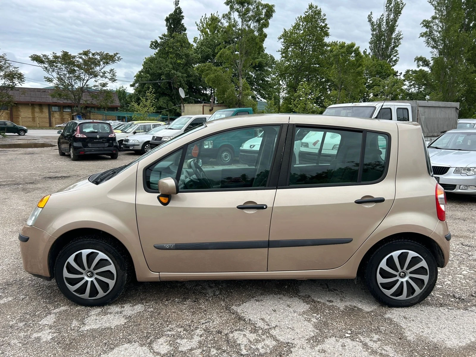 Renault Modus 1.2i - изображение 6