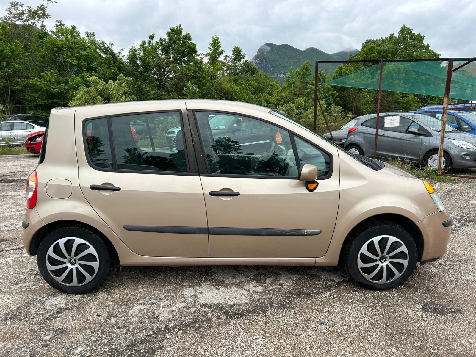 Renault Modus 1.2i - изображение 2