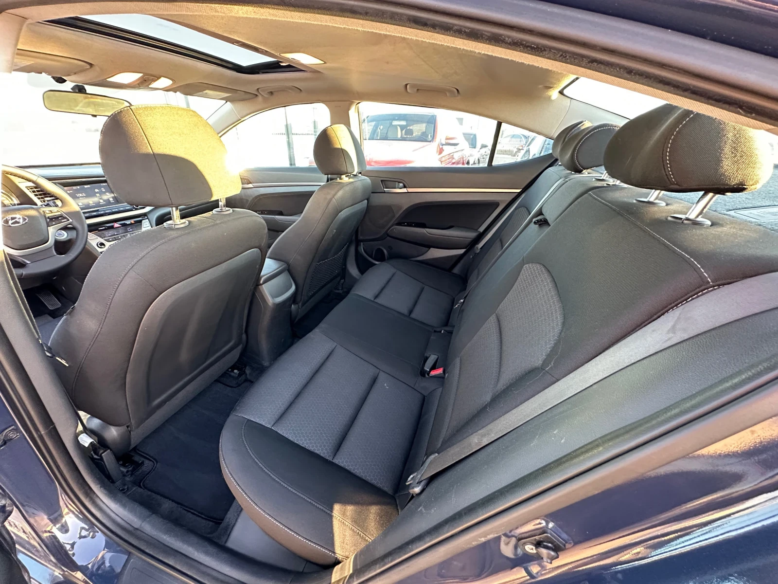 Hyundai Elantra 2.0* * * *  | Mobile.bg   12