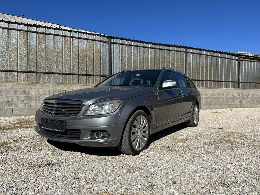 Mercedes-Benz C 320 Комби - изображение 3