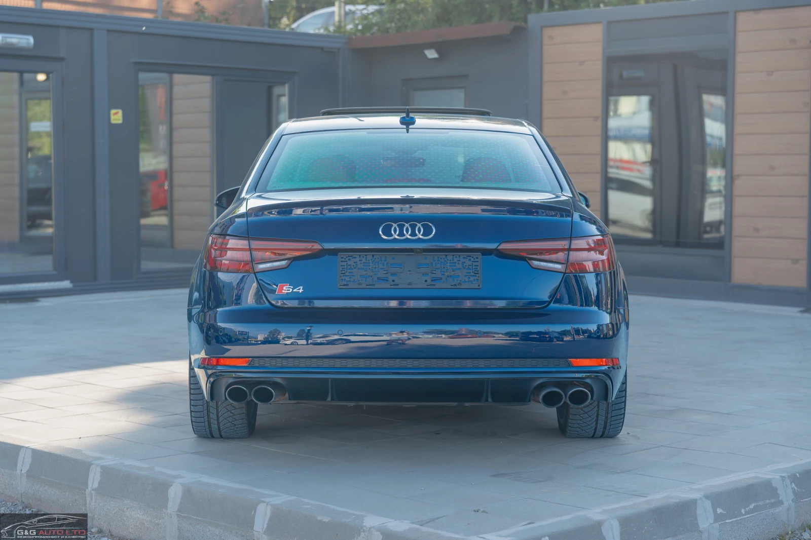 Audi S4 3.0TFSI/354HP/MASSAGE/CARBON/360/PANO/CARPLAY/LED - изображение 6