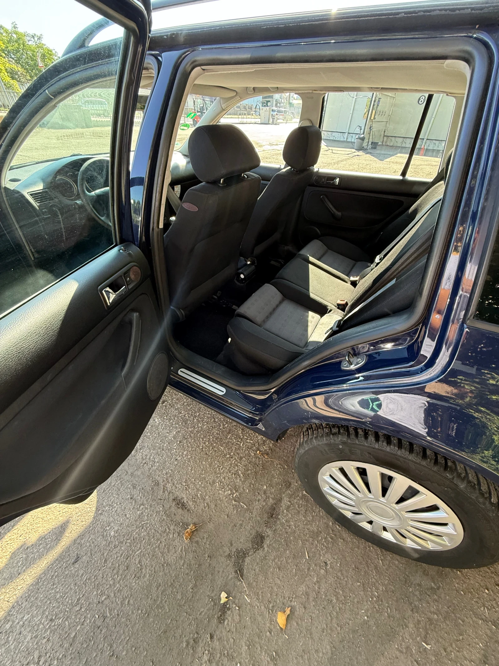 VW Golf 1.9 - изображение 6