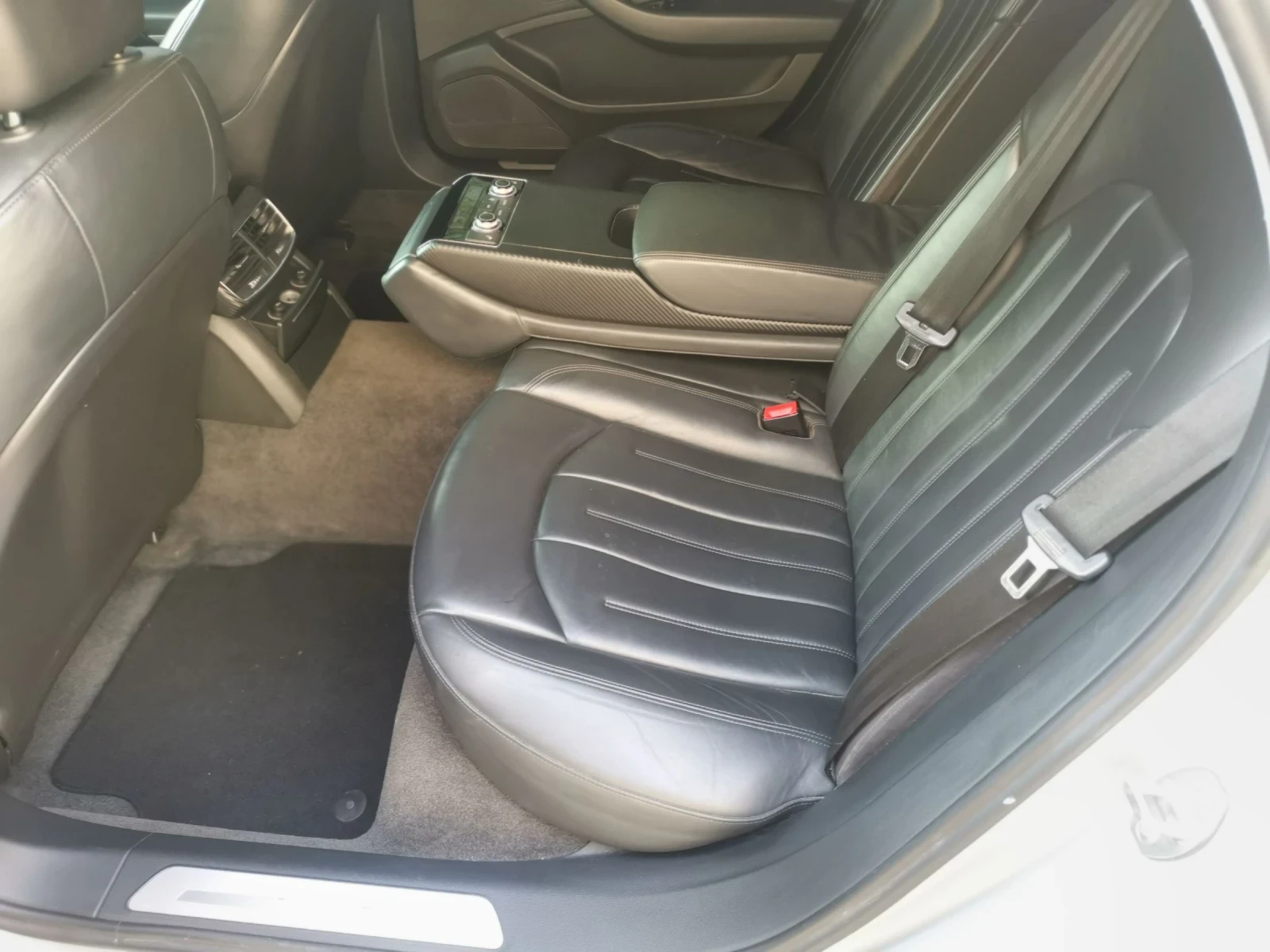 Audi A8  - изображение 6