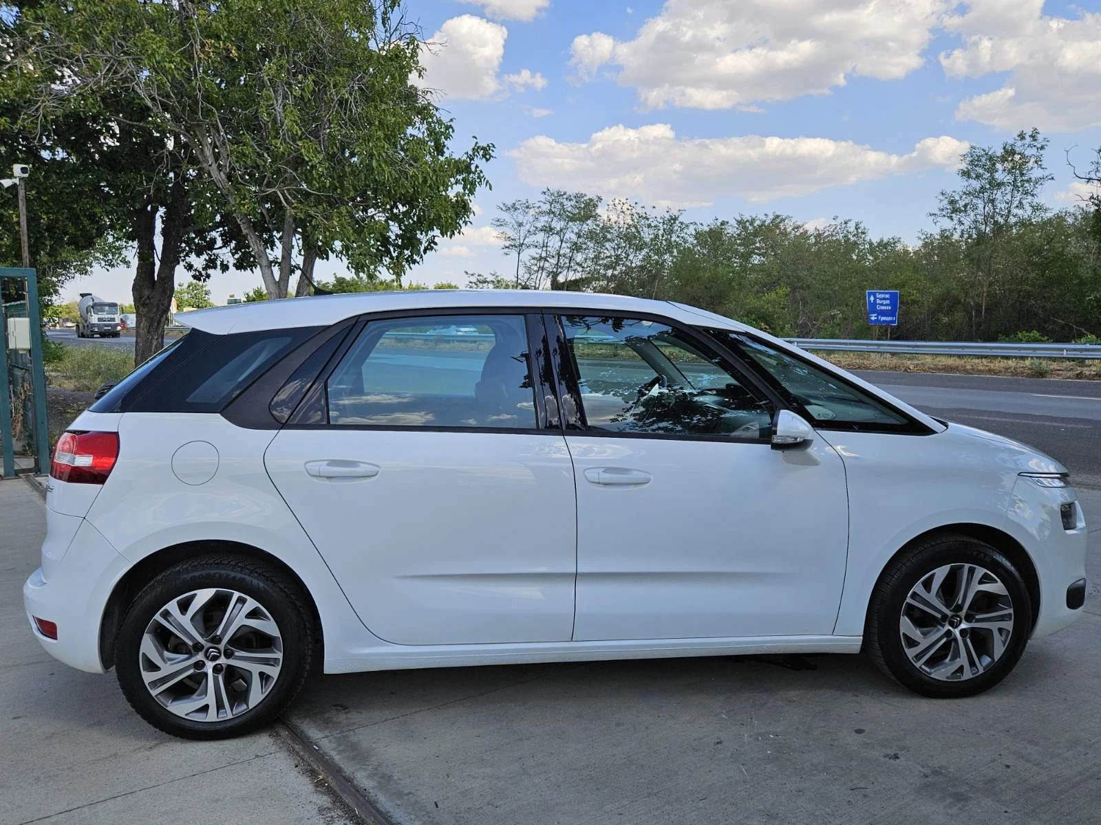 Citroen C4 Picasso 1.6HDI * Automat  - изображение 4