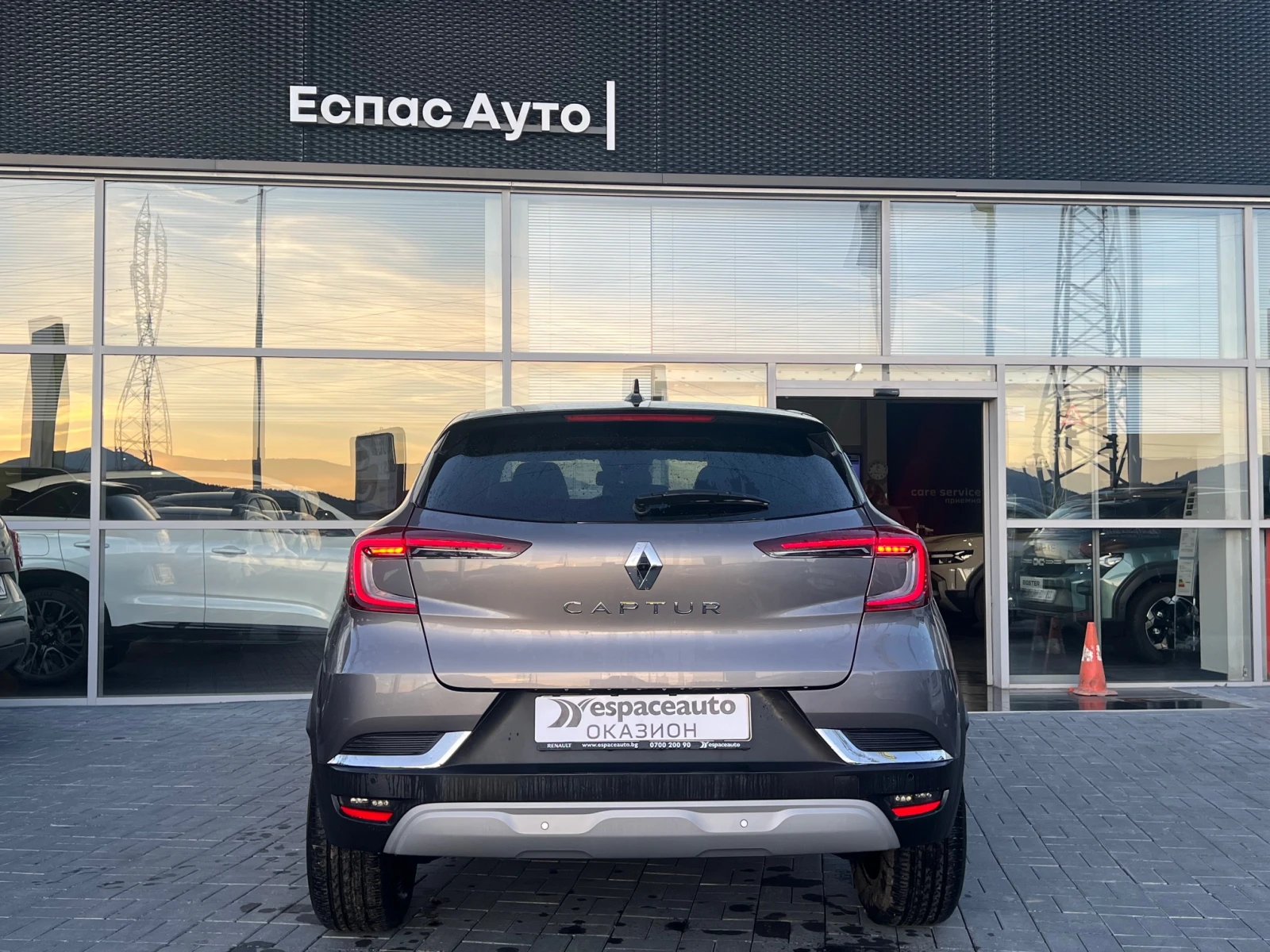 Renault Captur 1.3 TCe / 140 к.с. - изображение 4