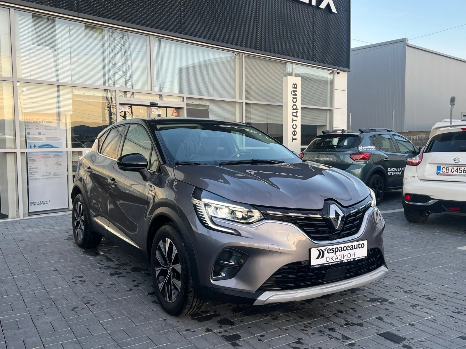 Renault Captur 1.3 TCe / 140 к.с. - изображение 3