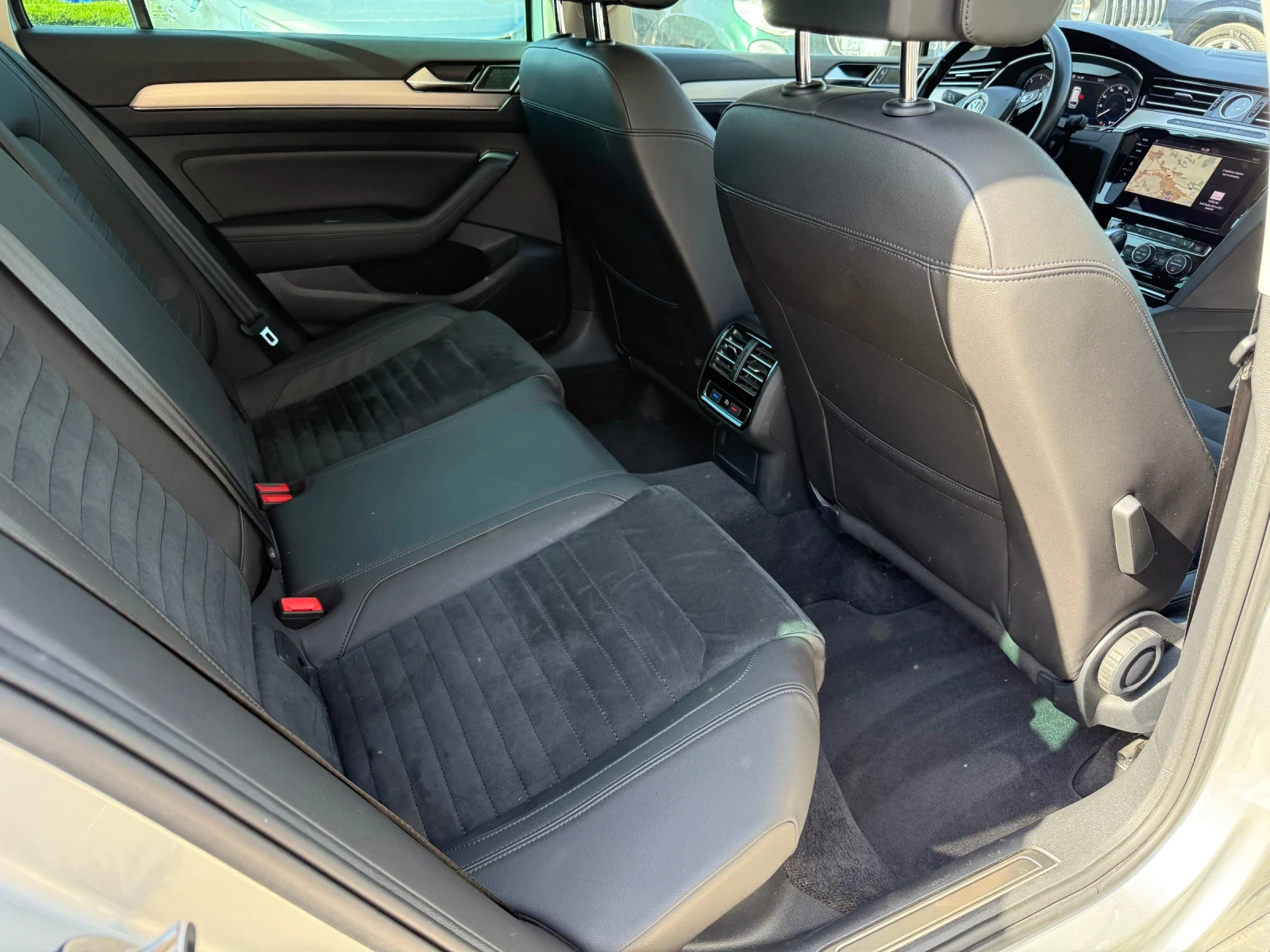 VW Passat 2.0TDI 150�.� DSG DIGITAL  | Mobile.bg � ����������� 14