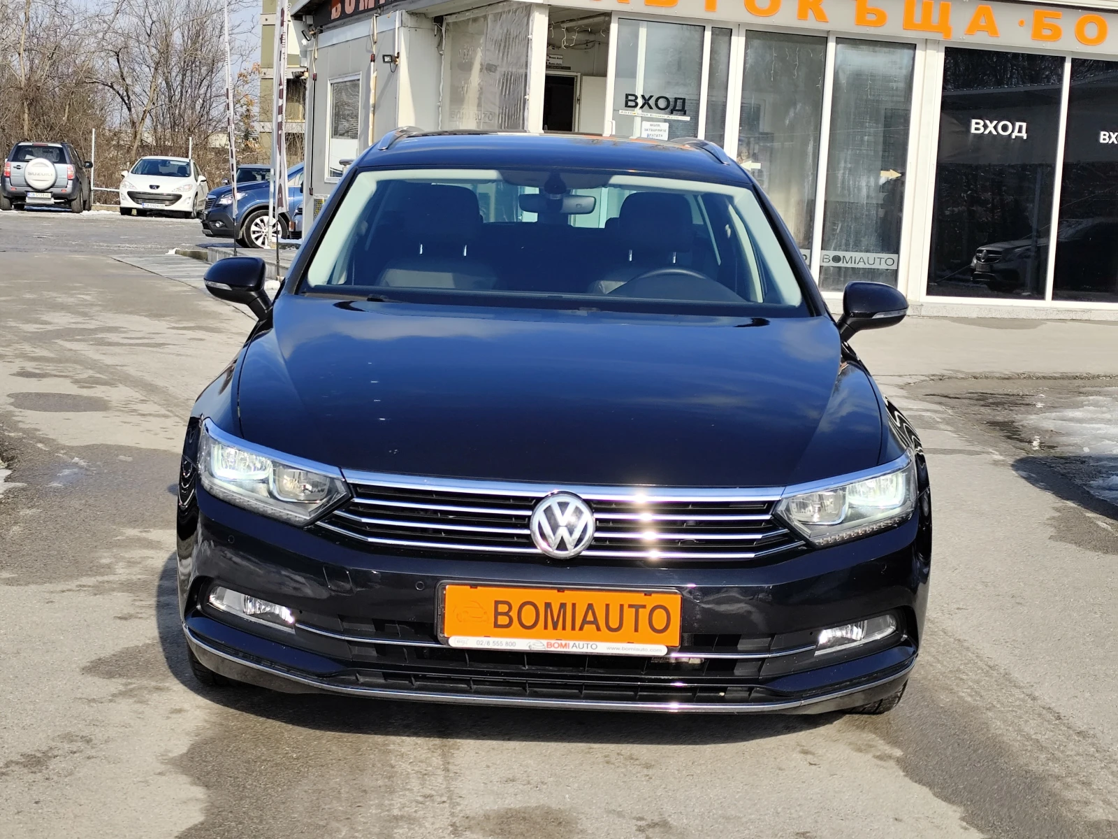VW Passat 2.0TDi* BLUEMOTION* АВТОМАТИК* ПОДГРЕВ* LED* NAVI* - изображение 2