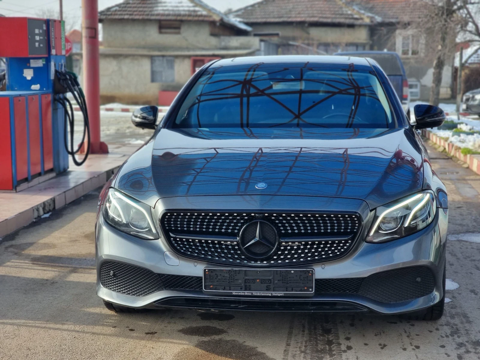 Mercedes-Benz E 350  - изображение 2