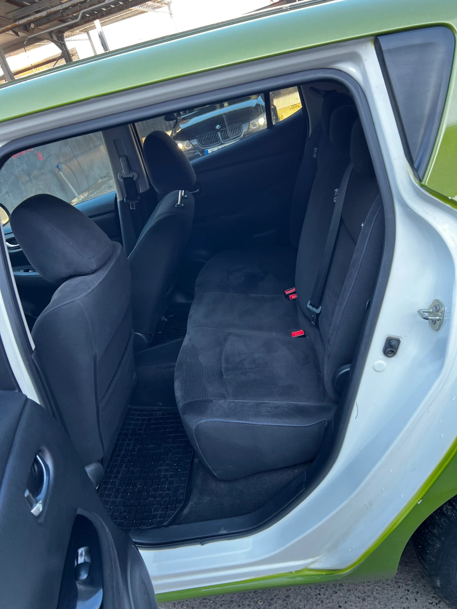 Nissan Leaf   - изображение 5