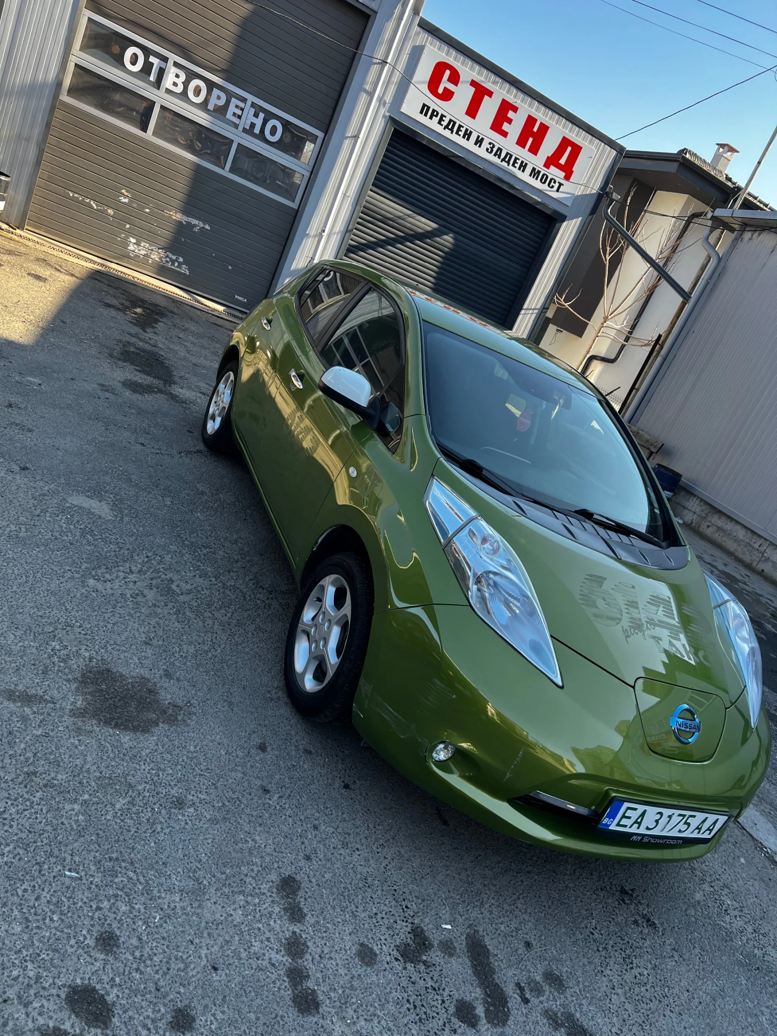 Nissan Leaf   - изображение 2