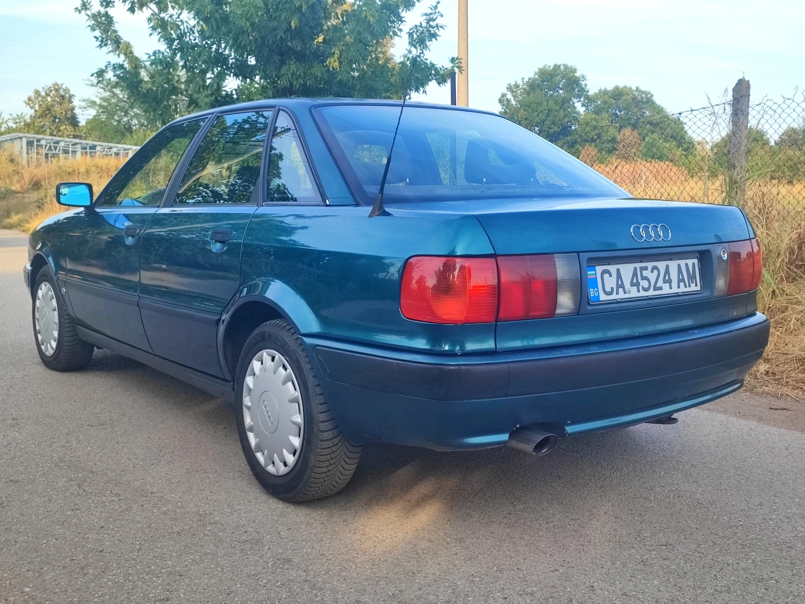 Audi 80 2.3, снимка 3 - Автомобили и джипове - 53804307