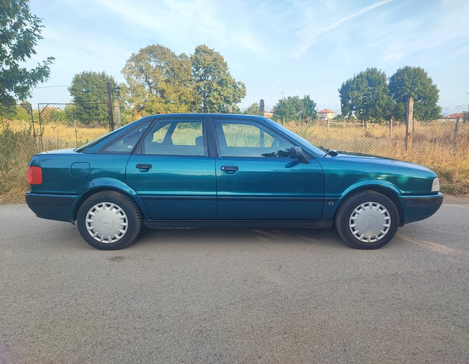 Audi 80 2.3, снимка 6 - Автомобили и джипове - 53804307