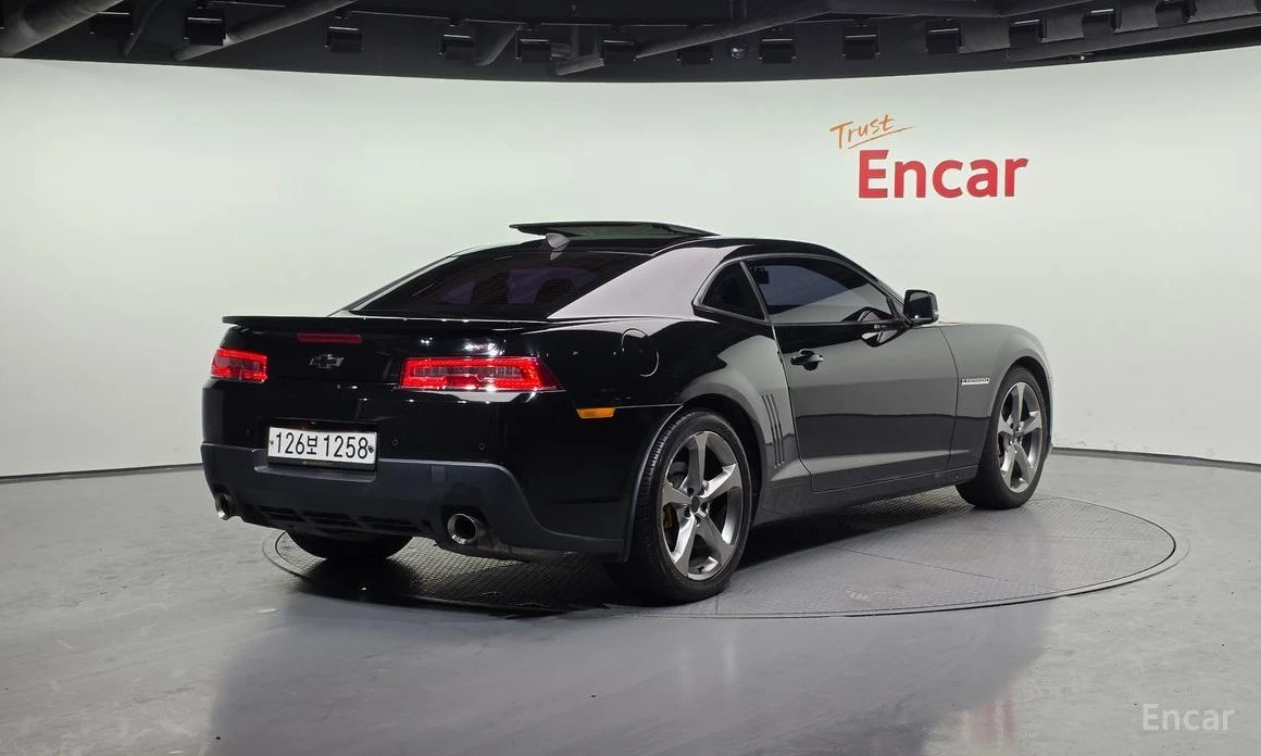 Chevrolet Camaro, снимка 2 - Автомобили и джипове - 53943392