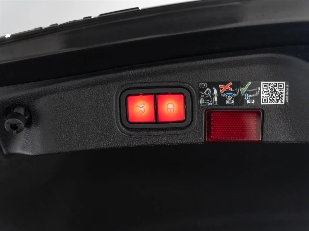 Mercedes-Benz C 43 AMG 4MATIC* АвтоКредит* (ЦЕНА ДО БГ), снимка 9 - Автомобили и джипове - 54057919