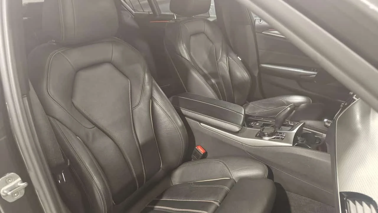 BMW 530 * xDrive * M-PACK * ВАКУУМ * ХЕД-ЪП * ДИГИТАЛНО * , снимка 15 - Автомобили и джипове - 54242438