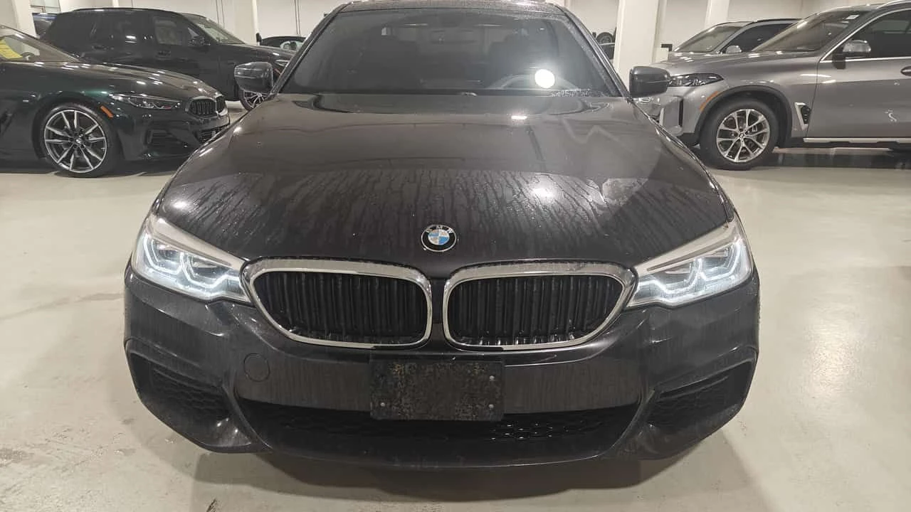 BMW 530 * xDrive * M-PACK * ВАКУУМ * ХЕД-ЪП * ДИГИТАЛНО * , снимка 7 - Автомобили и джипове - 54242438