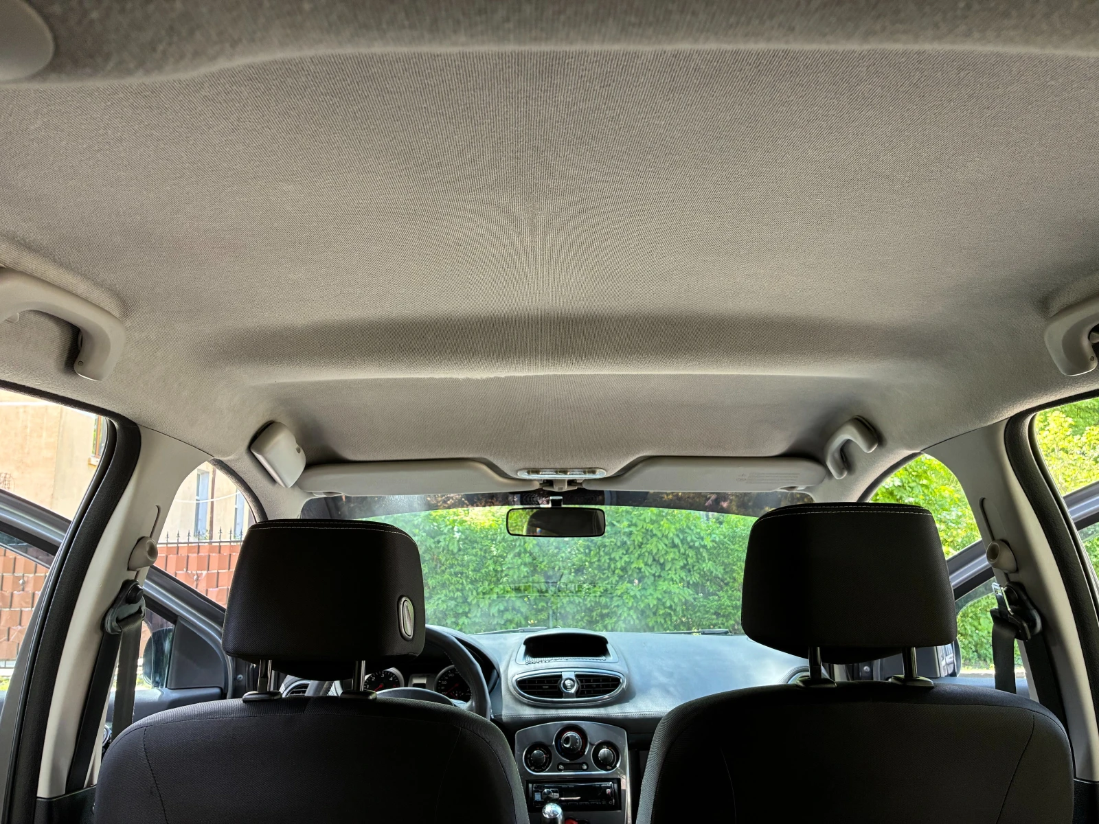 Renault Clio Anniversary GT Edition, снимка 16 - Автомобили и джипове - 54493451