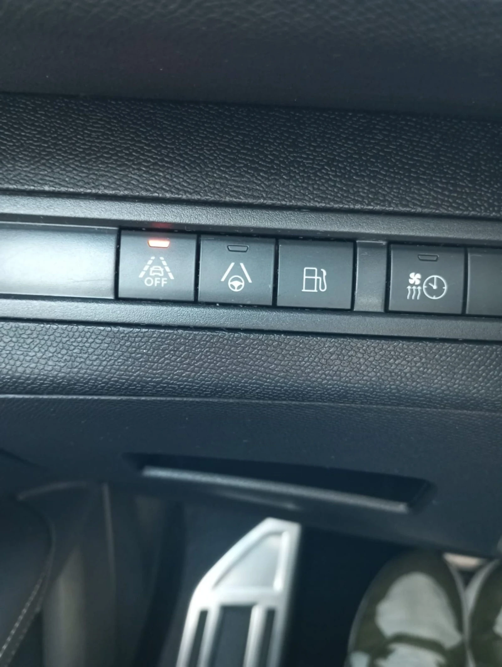 Peugeot 3008 GT 300 4WD PLUG-IN-HYBRID S&S EAT8 | Mobile.bg � ����������� 10