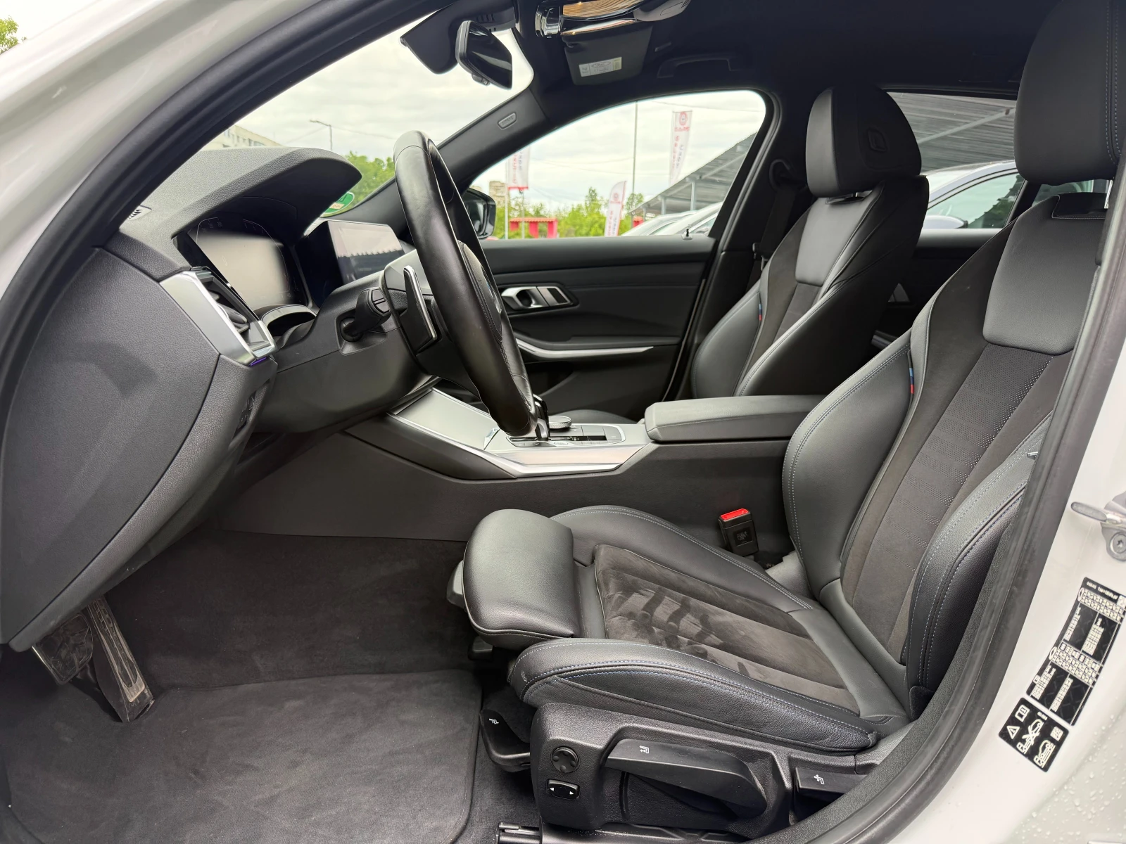 BMW 320 XDRIVE, M-PACK, MILD HYBRID, снимка 7 - Автомобили и джипове - 54542419