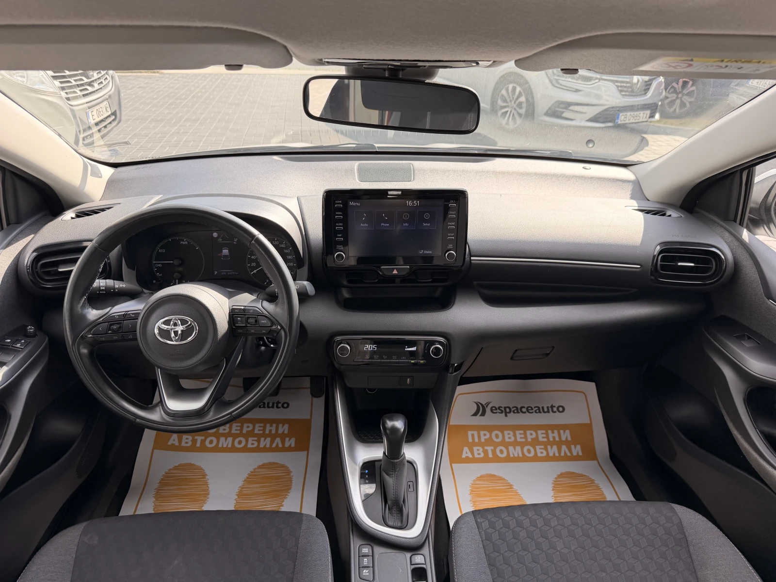 Toyota Yaris 1.5 Hybrid 116 �.� | Mobile.bg � ����������� 11
