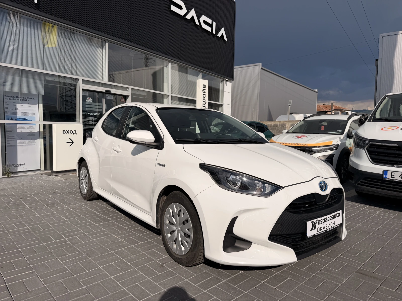 Toyota Yaris 1.5 Hybrid 116 �.� | Mobile.bg � ����������� 3